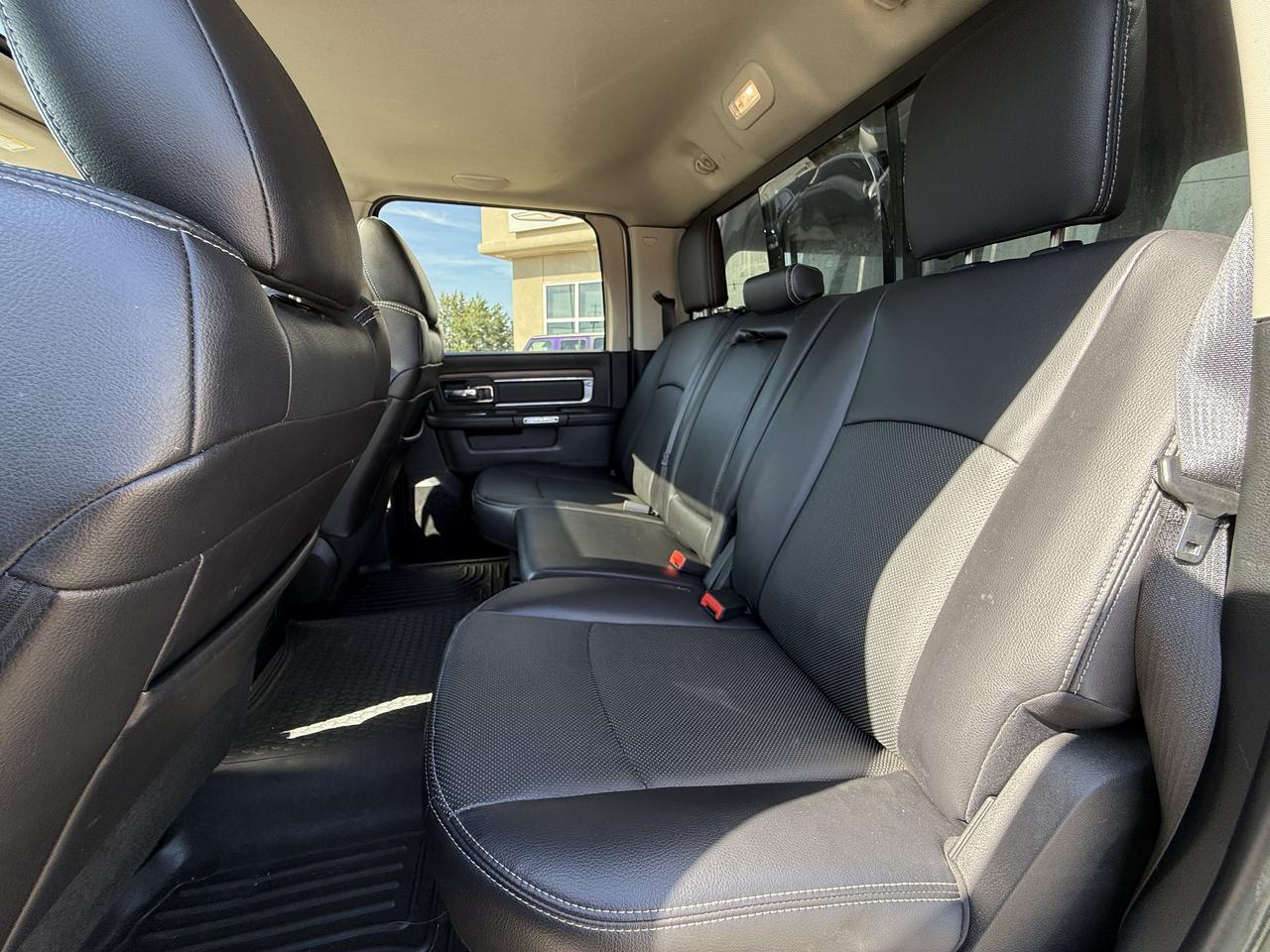 2017 Ram 2500 Laramie Crew Cab 4x4 | HEMI V8 | Sport Appearance | 20IN Black Wheels | Heated Vented Leather | NAV Redwater AB