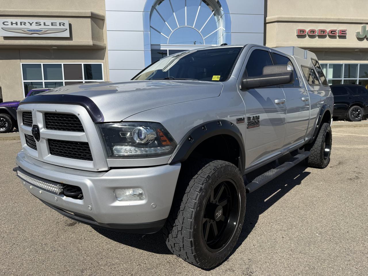 2017 Ram 2500 Laramie Crew Cab 4x4 | HEMI V8 | Sport Appearance | 20IN Black Wheels | Heated Vented Leather | NAV Redwater AB