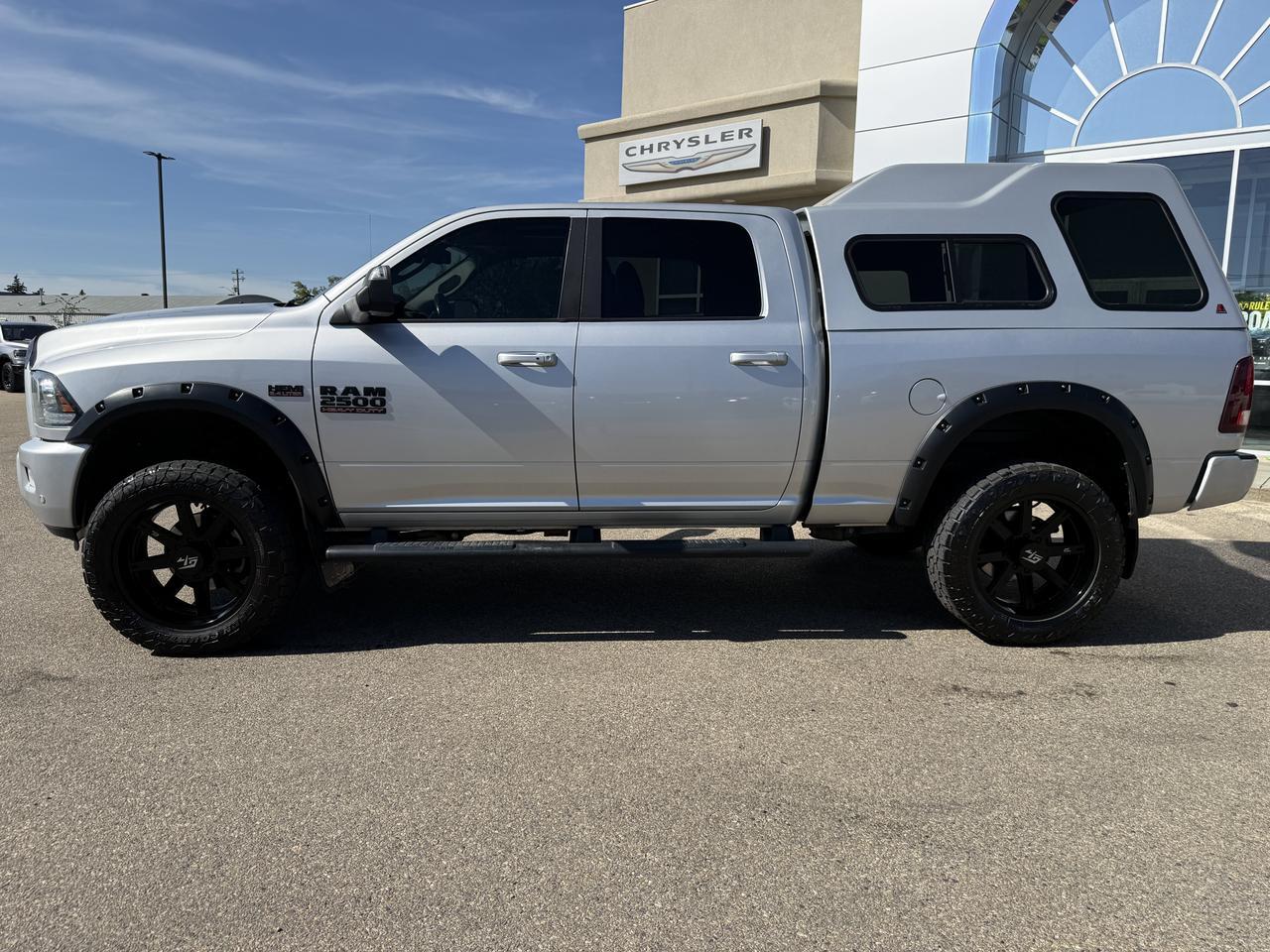 2017 Ram 2500 Laramie Crew Cab 4x4 | HEMI V8 | Sport Appearance | 20IN Black Wheels | Heated Vented Leather | NAV Redwater AB