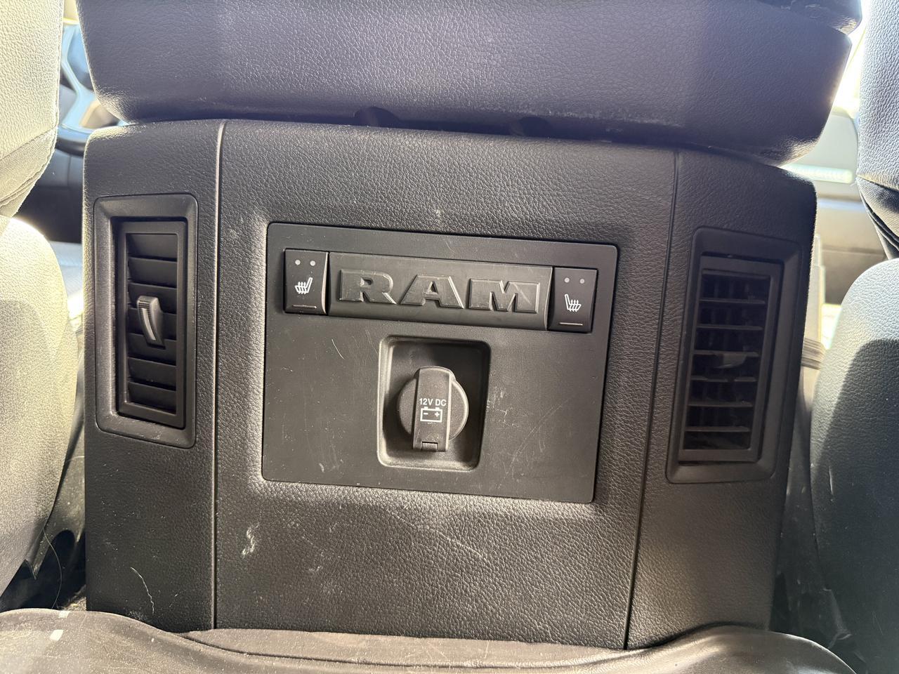 2017 Ram 2500 Laramie Crew Cab 4x4 | HEMI V8 | Sport Appearance | 20IN Black Wheels | Heated Vented Leather | NAV Redwater AB