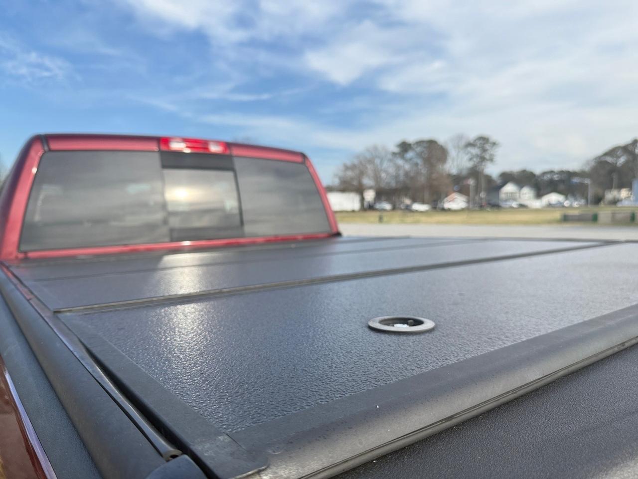 2017 Ram 2500 Laramie, HEATED/VENTILATED SEATS, HEATED REAR SEATS, BLUETOOTH, BACKUP CAMERA, TOW HOOKS, TOW PACKAGE, TONNEAU COVER, BED LINER, POWER FOLDING MIRRORS, NAVIGATION, RUNNING BOARDS, ALPINE SPEAKERS, UNIVERSAL GARAGE DOOR OPENER, CLEAN CARFAX! Norfolk VA