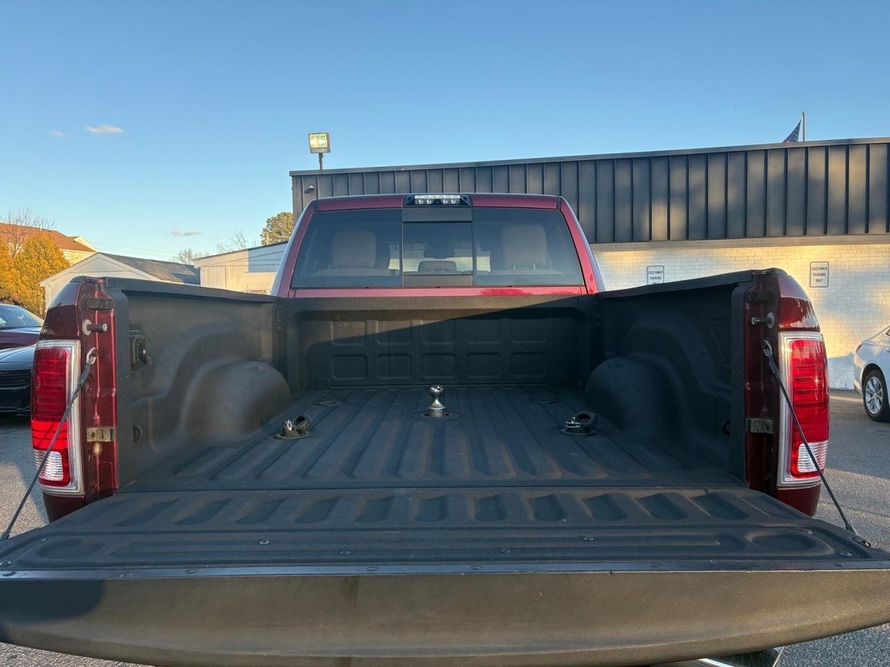 2017 Ram 2500 Laramie, LIFTED, 5TH WHEEL/GOOSENECK TOW PACKAGE, REMOTE START, BLIND SPOT ALERT, HEATED STEERING WHEEL & SEATS, BACKUP CAMERA WITH PARKING SENSORS, LOW MILES, CLEAN CARFAX, THIS RAM IS IN PERFECT CONDITION! Virginia Beach VA