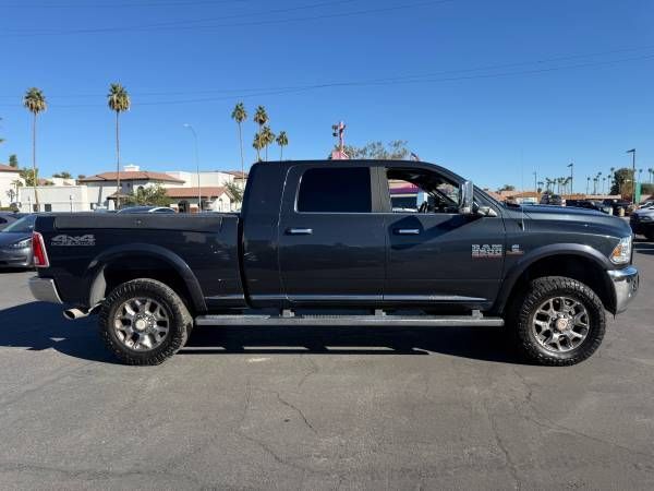 2017 Ram 2500 Limited Mega Cab 4x4 6&apos;4 Box