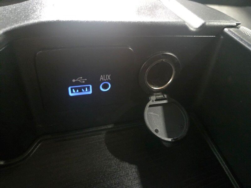 2017 Ram 2500 SLT 4WD 6.7L Diesel Ranch Hand Bumpers Goosneck Ball FREE WARRANTY Call (682)587-6288 Arlington TX