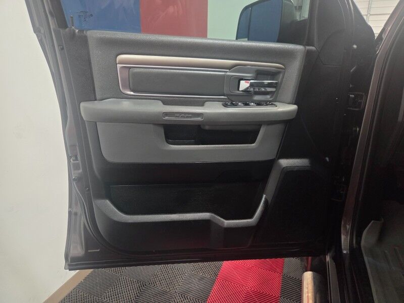 2017 Ram 2500 SLT 4WD 6.7L Diesel Ranch Hand Bumpers Goosneck Ball FREE WARRANTY Call (682)587-6288 Arlington TX