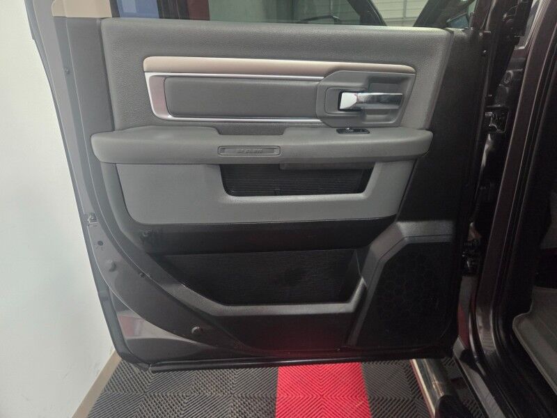 2017 Ram 2500 SLT 4WD 6.7L Diesel Ranch Hand Bumpers Goosneck Ball FREE WARRANTY Call (682)587-6288 Arlington TX