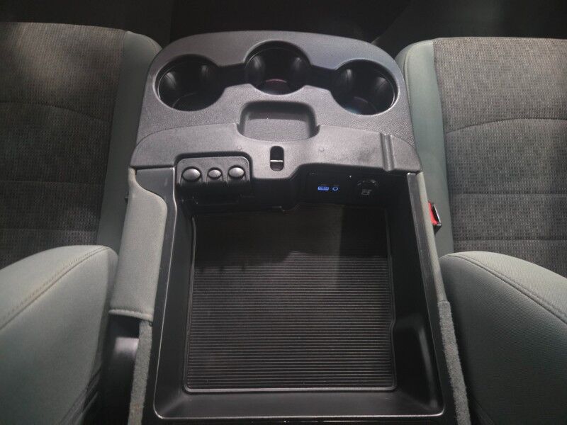 2017 Ram 2500 SLT 4WD 6.7L Diesel Ranch Hand Bumpers Goosneck Ball FREE WARRANTY Call (682)587-6288 Arlington TX