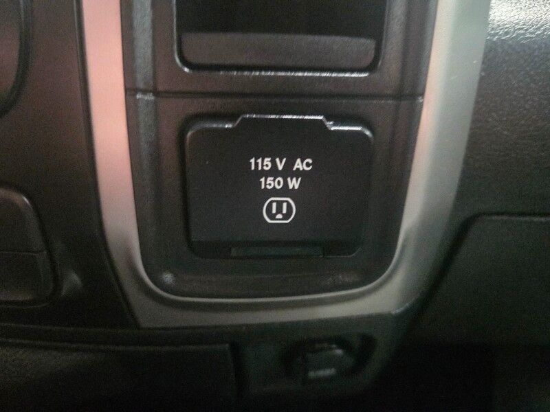 2017 Ram 2500 SLT 4WD 6.7L Diesel Ranch Hand Bumpers Goosneck Ball FREE WARRANTY Call (682)587-6288 Arlington TX