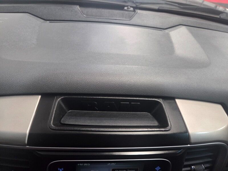 2017 Ram 2500 SLT 4WD 6.7L Diesel Ranch Hand Bumpers Goosneck Ball FREE WARRANTY Call (682)587-6288 Arlington TX