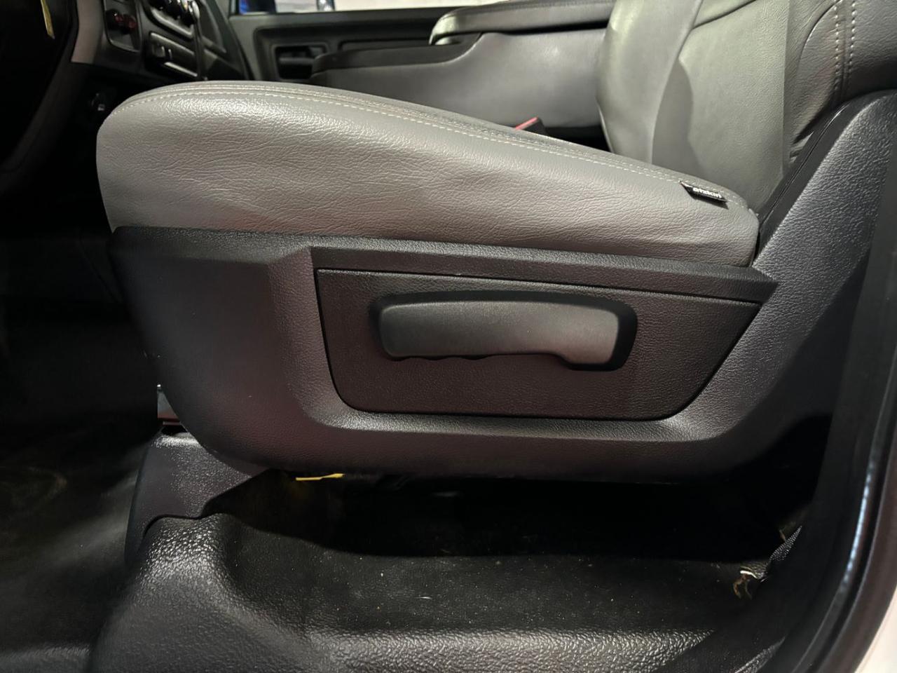 2017 Ram 2500 Tradesman Crew Cab 4x4 6'4 Box Franklin OH