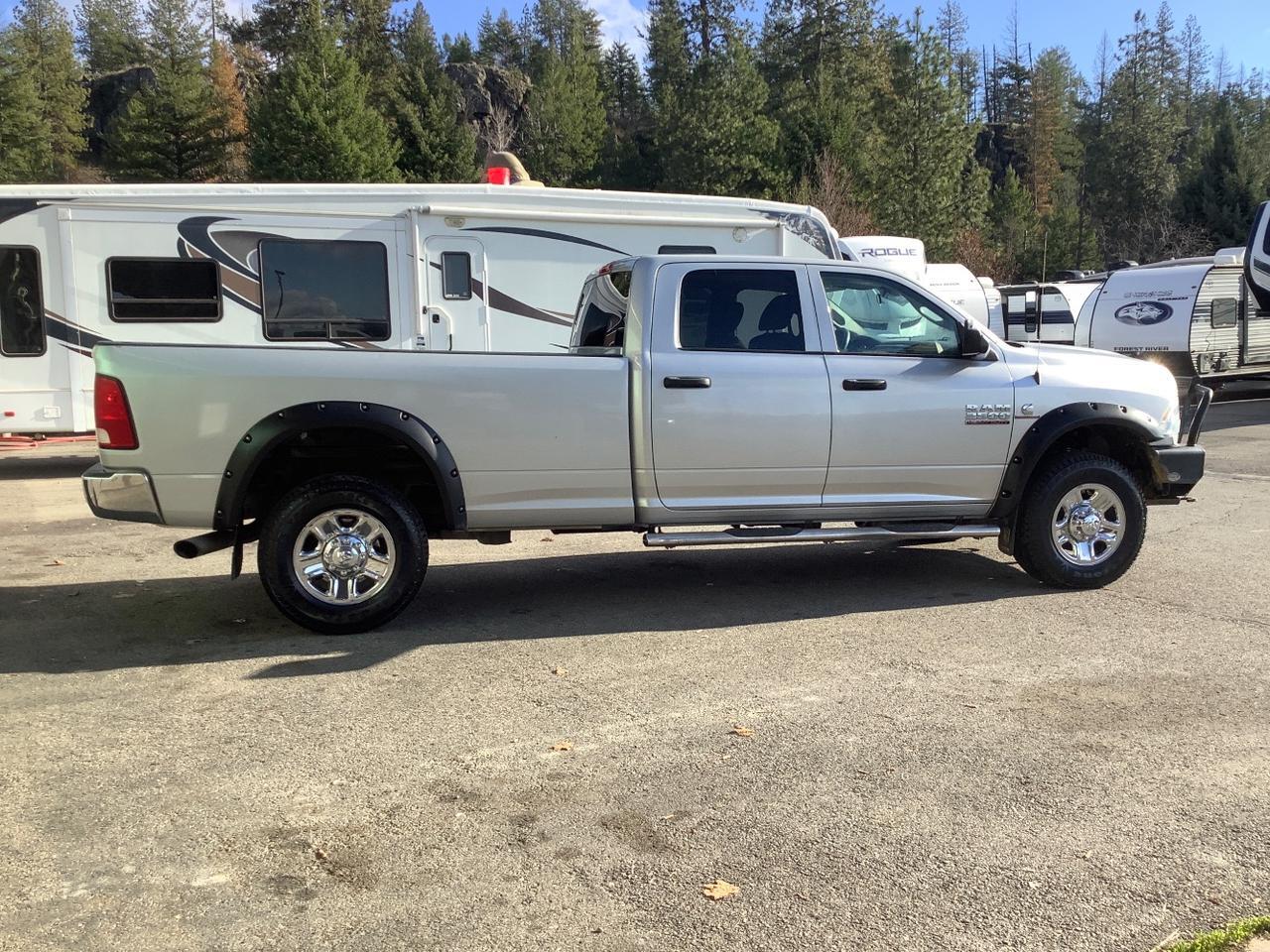 2017 Ram 2500 Tradesman Crew Cab 4x4 8&apos; Box