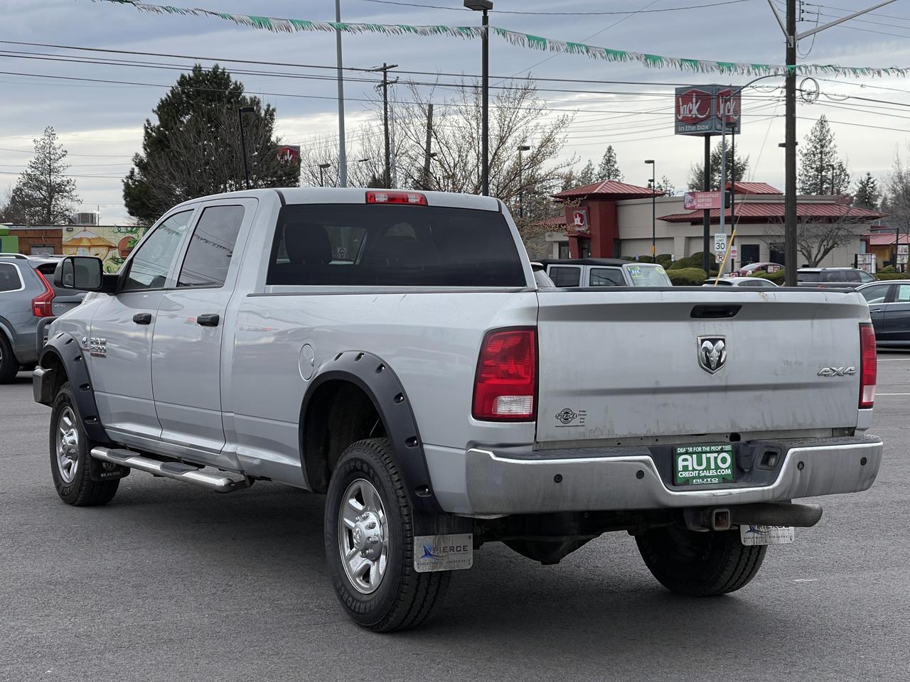 2017 Ram 2500 Tradesman Crew Cab 4x4 8' Box