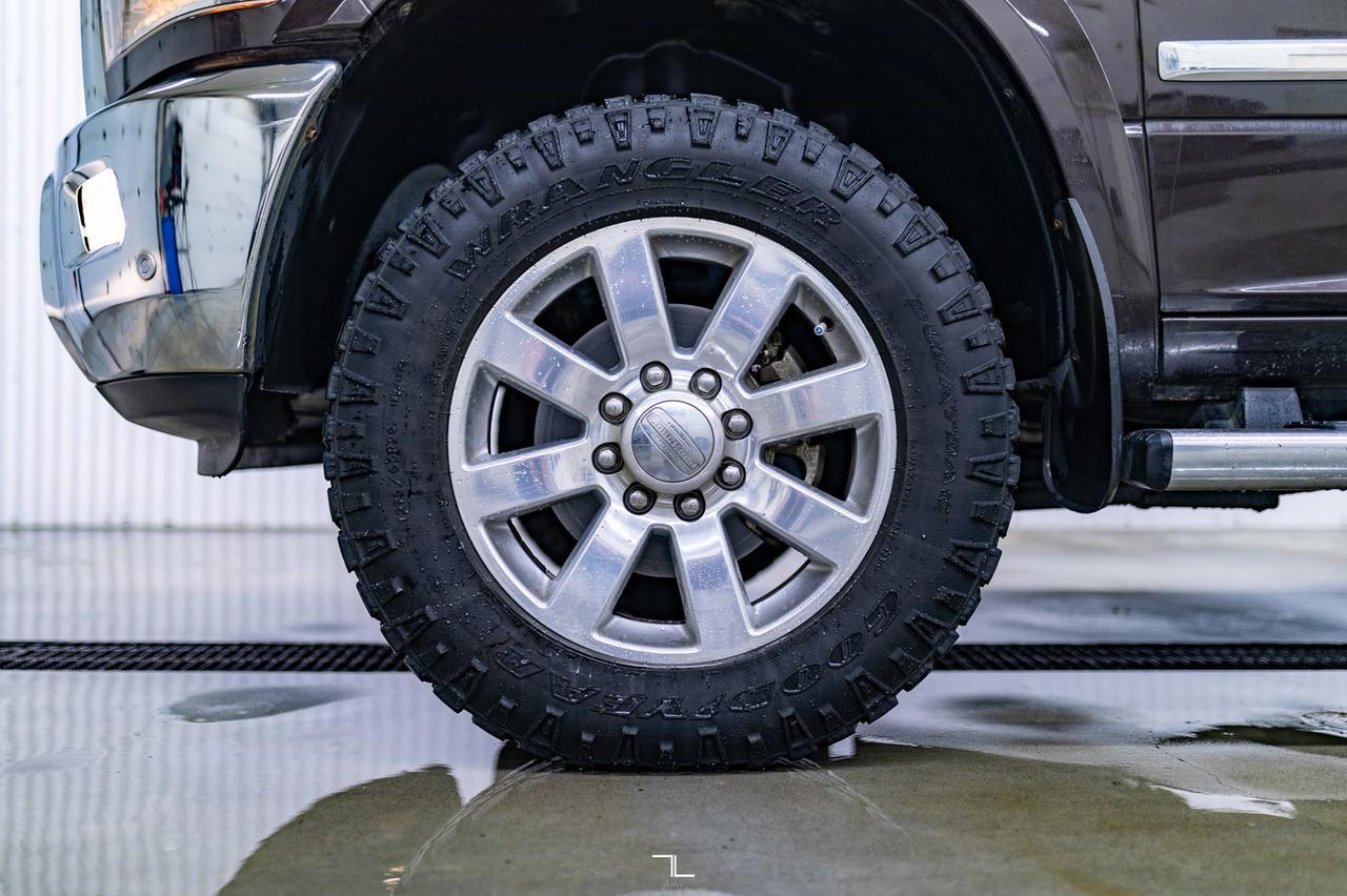 2017 Ram 3500 4x4 Crew Cab Longhorn Diesel Leather Roof Nav Red Deer AB