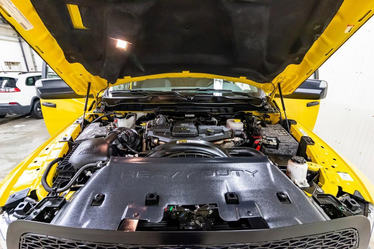 2017 Ram 3500 4x4 Crew Cab SLT Diesel 6" Lift Red Deer AB