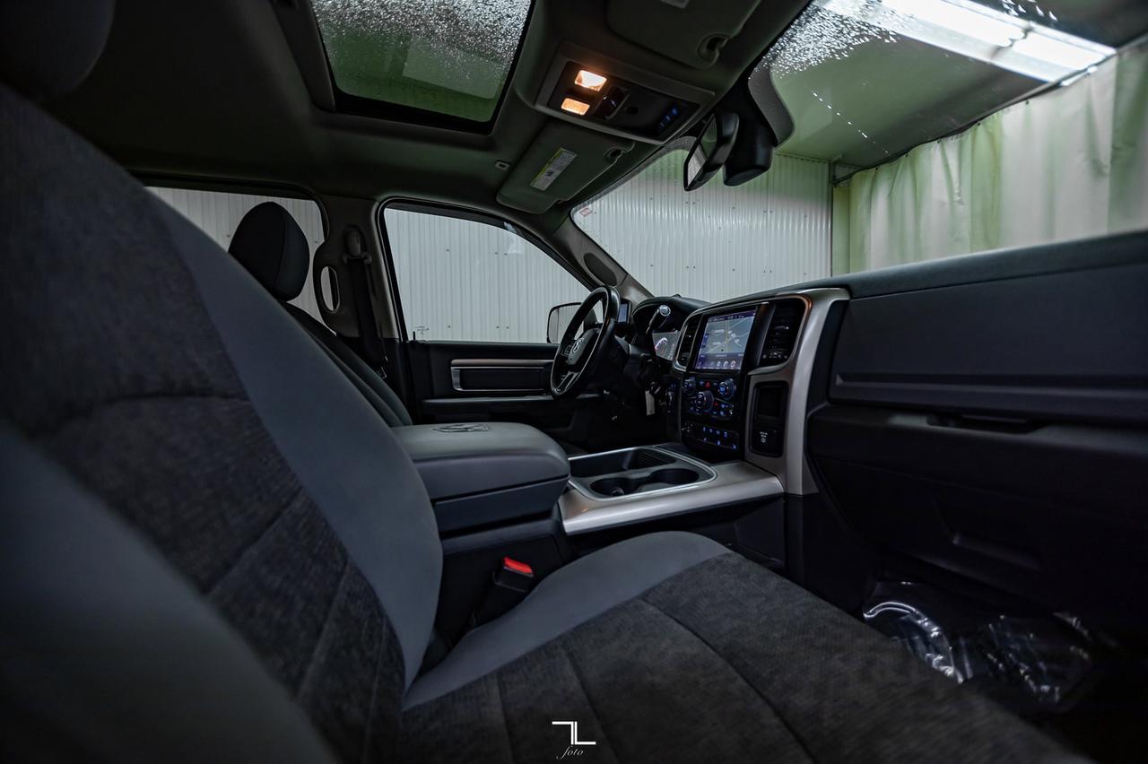 2017 Ram 3500 4x4 Crew Cab SLT Diesel Aisin 6" Lift Red Deer AB