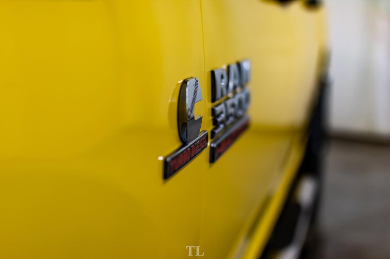 2017 Ram 3500 4x4 Crew Cab SLT Diesel Level Kit Leather Nav BCam Red Deer AB