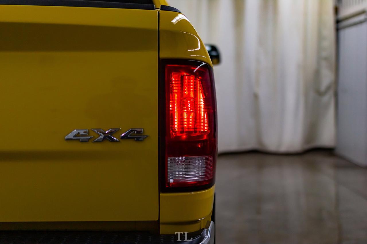 2017 Ram 3500 4x4 Crew Cab SLT Diesel Level Kit Leather Nav BCam Red Deer AB