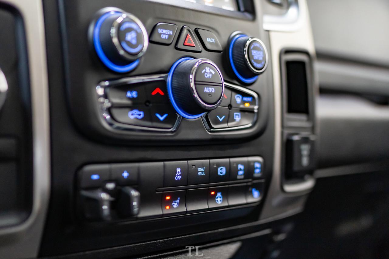 2017 Ram 3500 4x4 Crew Cab SLT Diesel Level Kit Leather Nav BCam Red Deer AB