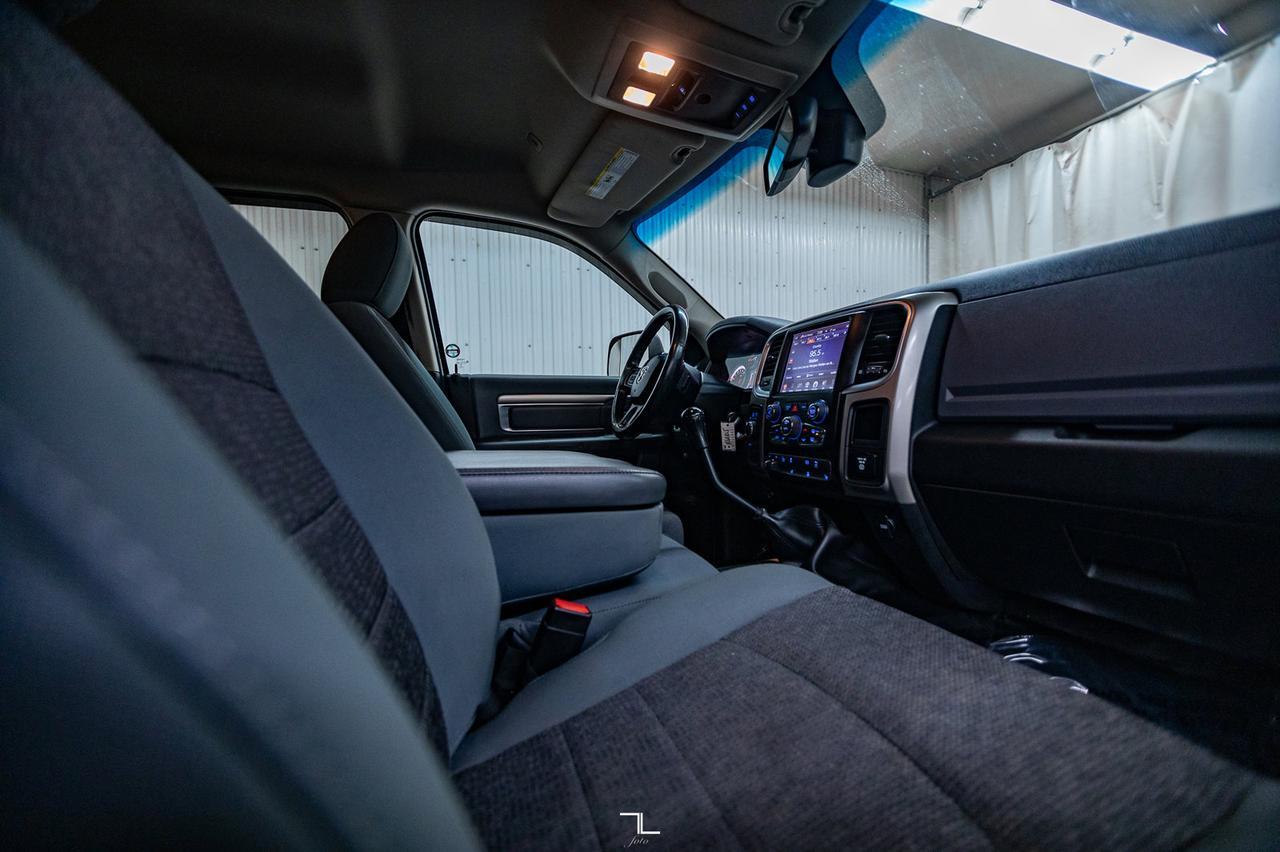 2017 Ram 3500 4x4 Crew Cab SLT Diesel Manual Lift BCam Red Deer AB