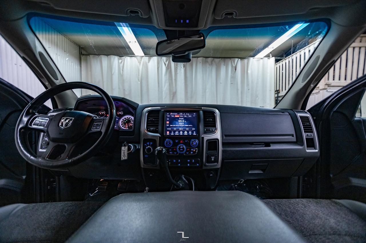 2017 Ram 3500 4x4 Crew Cab SLT Diesel Manual Lift BCam Red Deer AB