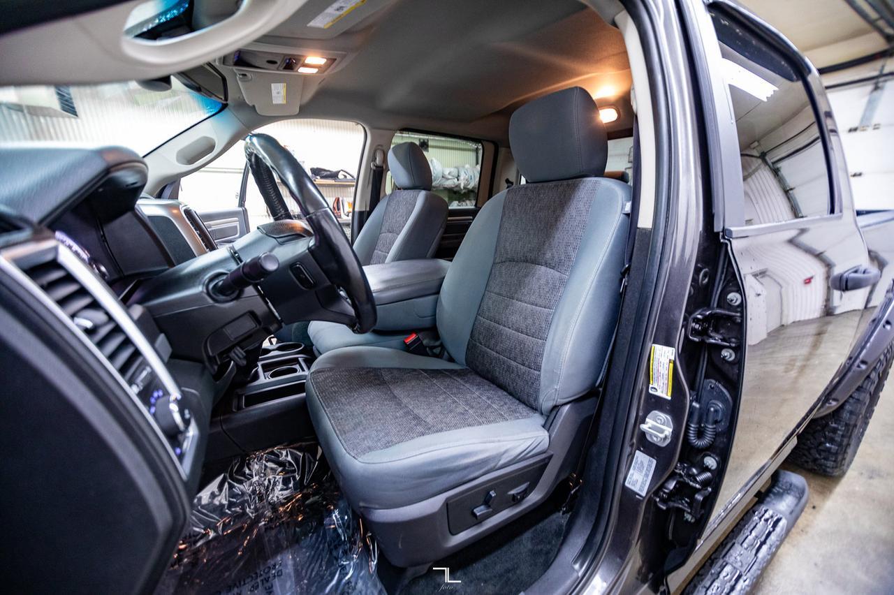 2017 Ram 3500 4x4 Crew Cab SLT Diesel Manual Lift BCam Red Deer AB