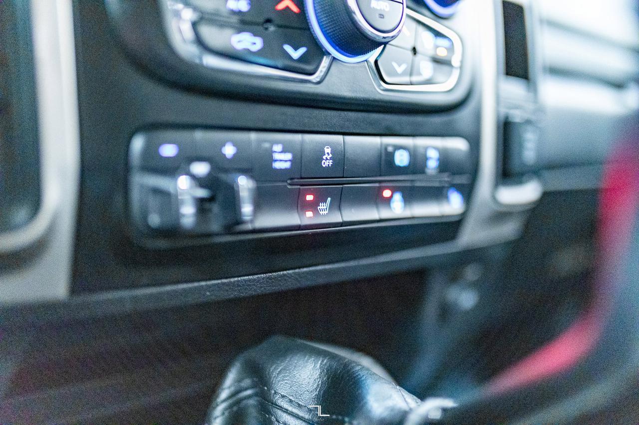 2017 Ram 3500 4x4 Crew Cab SLT Diesel Manual Lift BCam Red Deer AB