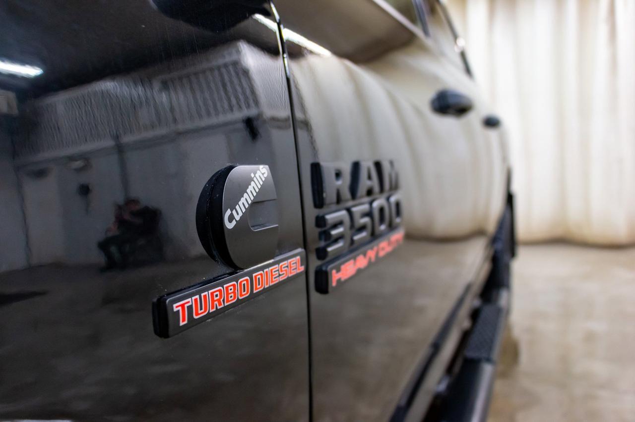 2017 Ram 3500 4x4 Crew Cab SLT Diesel Nav BCam Red Deer AB