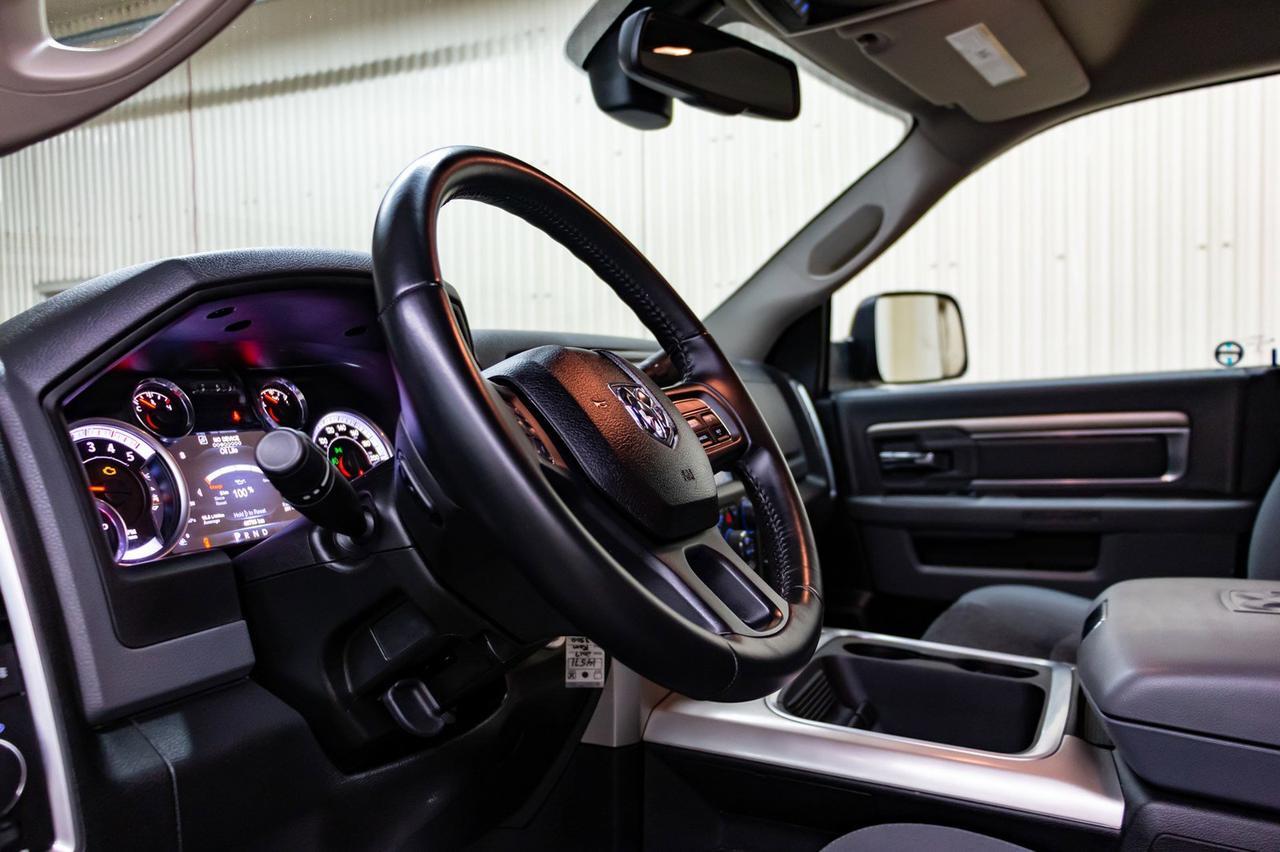 2017 Ram 3500 4x4 Crew Cab SLT Diesel Nav BCam Red Deer AB