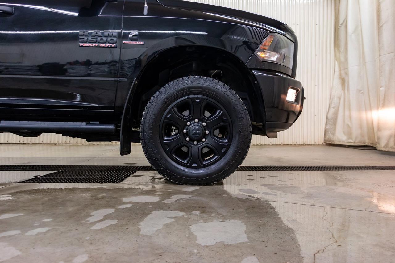 2017 Ram 3500 4x4 Crew Cab SLT Diesel Nav BCam Red Deer AB