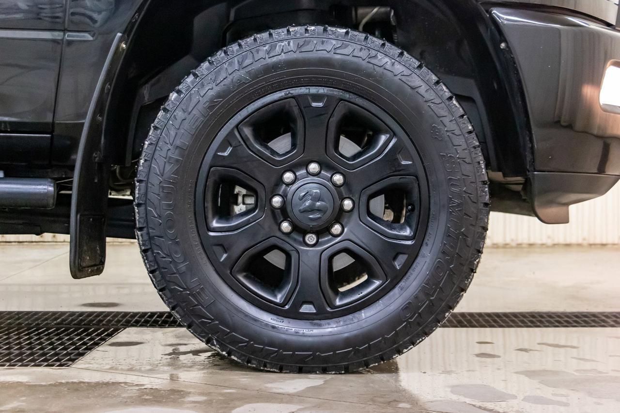 2017 Ram 3500 4x4 Crew Cab SLT Diesel Nav BCam Red Deer AB