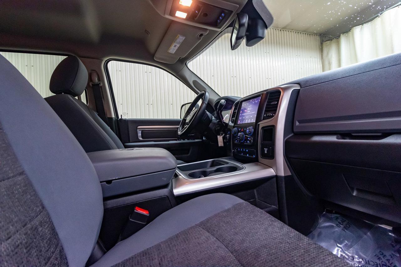 2017 Ram 3500 4x4 Crew Cab SLT Diesel Remote Start Red Deer AB