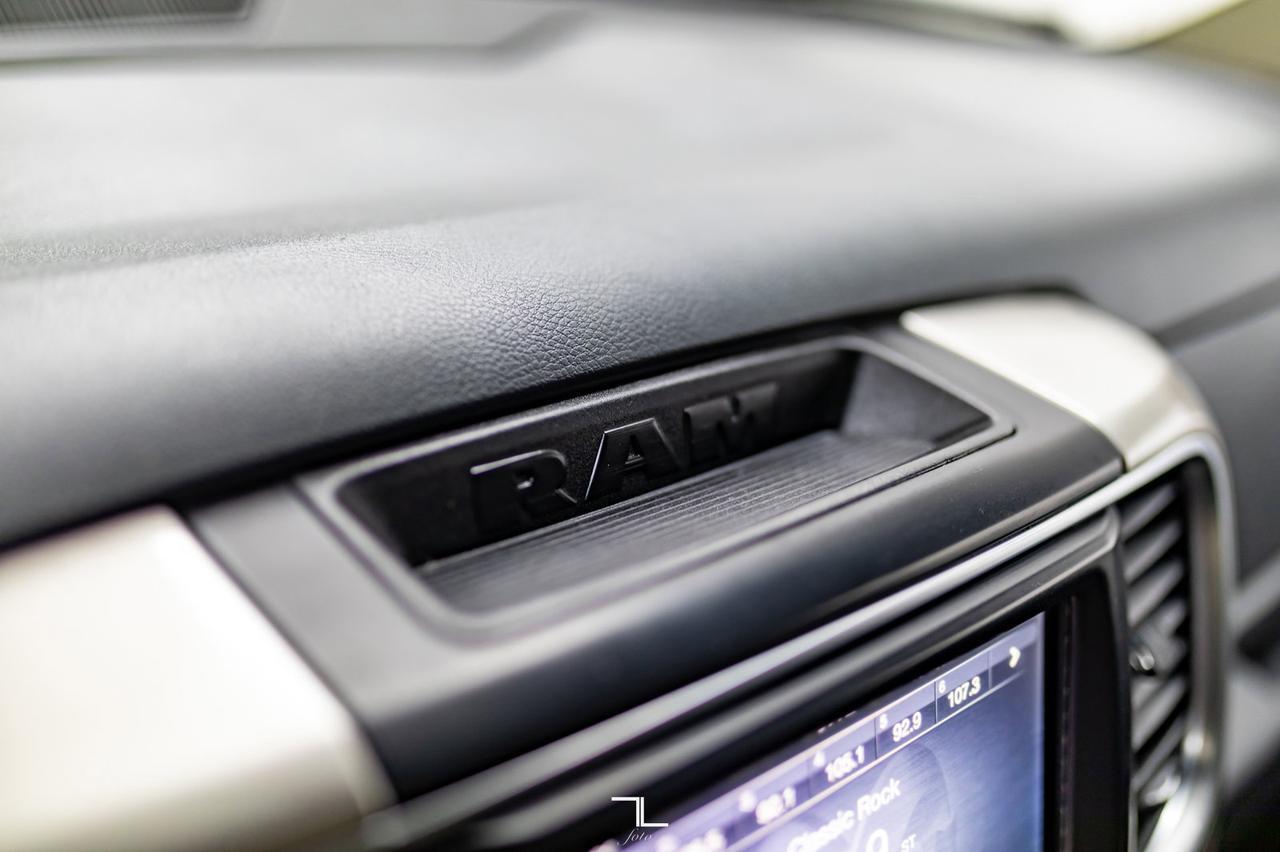 2017 Ram 3500 4x4 Crew Cab SLT Dually Diesel AISIN Nav BCam Red Deer AB