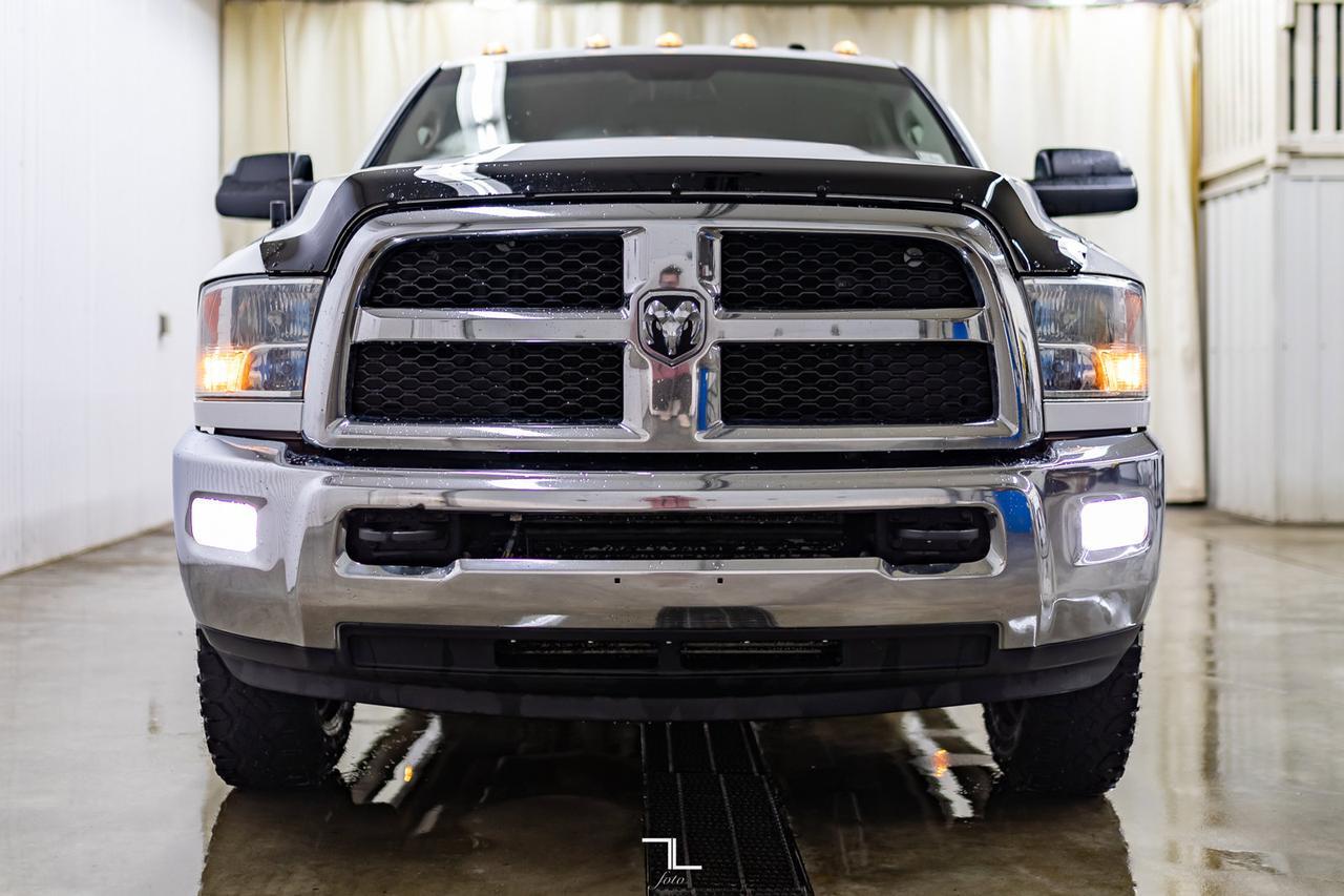 2017 Ram 3500 4x4 Crew Cab SLT Dually Diesel AISIN Nav BCam Red Deer AB