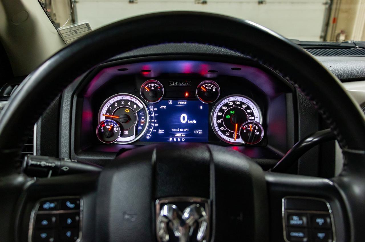 2017 Ram 3500 4x4 Crew Cab SLT Dually Diesel AISIN Red Deer AB