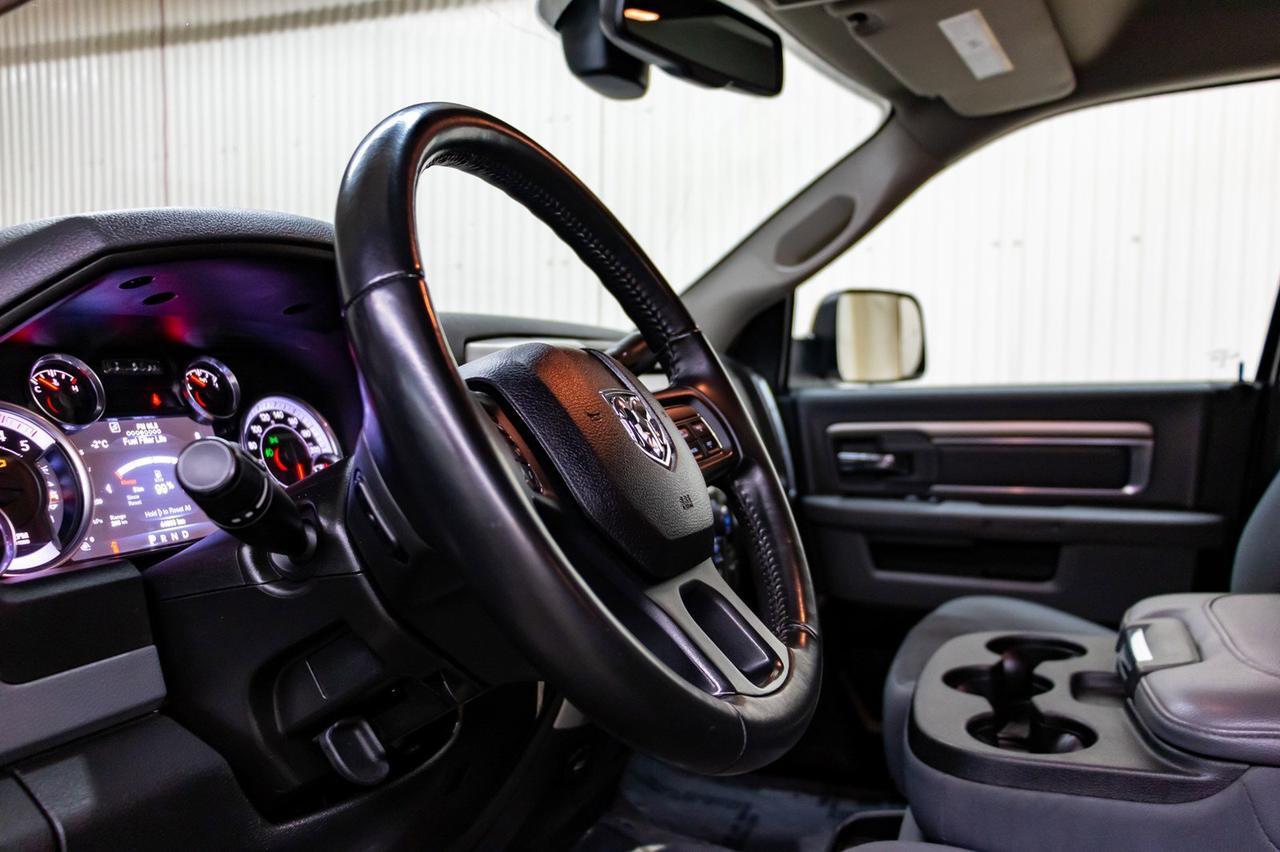 2017 Ram 3500 4x4 Crew Cab SLT Dually Diesel AISIN Red Deer AB