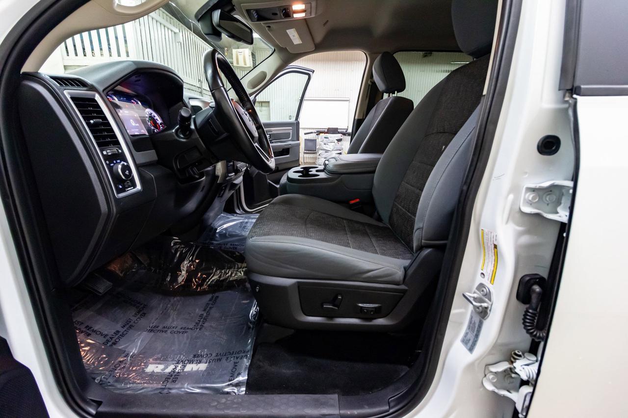 2017 Ram 3500 4x4 Crew Cab SLT Dually Diesel AISIN Red Deer AB