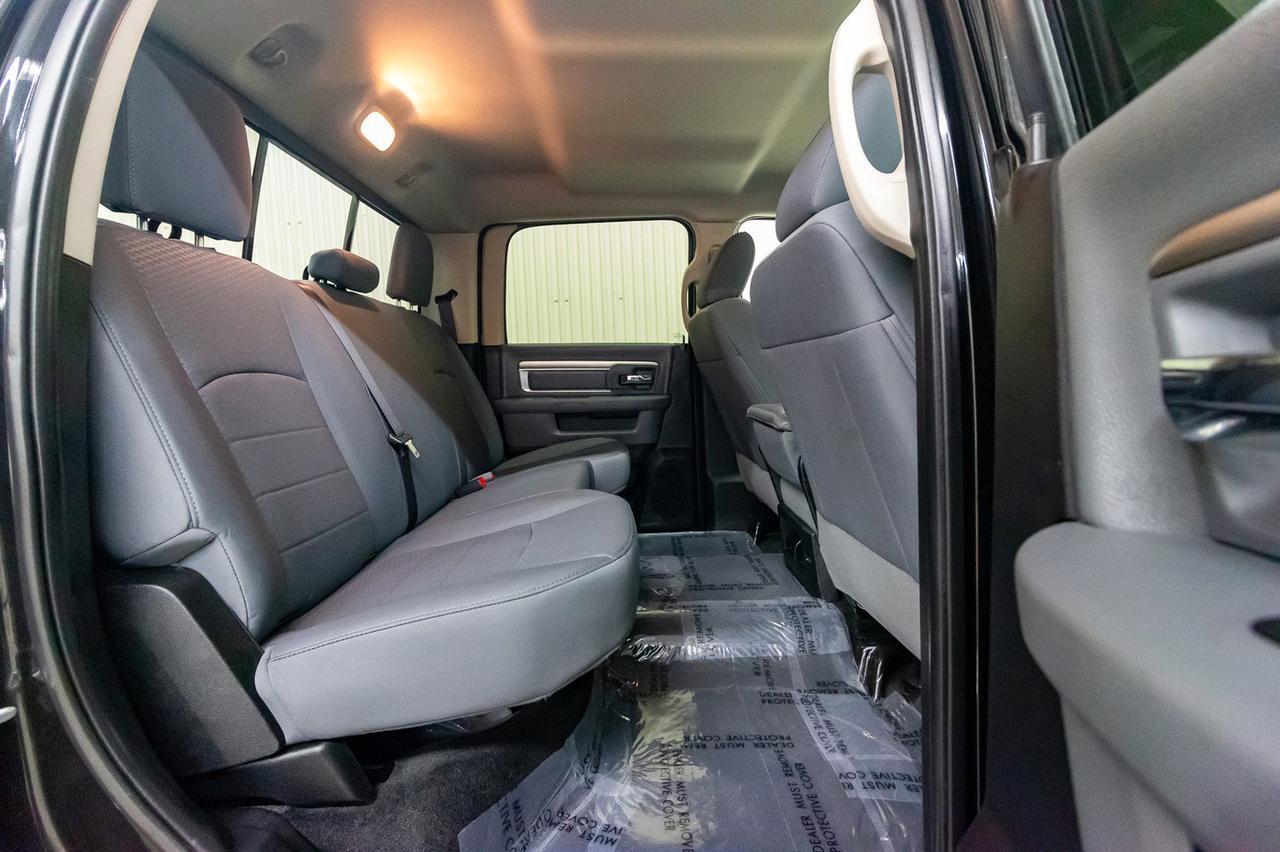 2017 Ram 3500 4x4 Crew Cab SLT Dually Diesel Red Deer AB