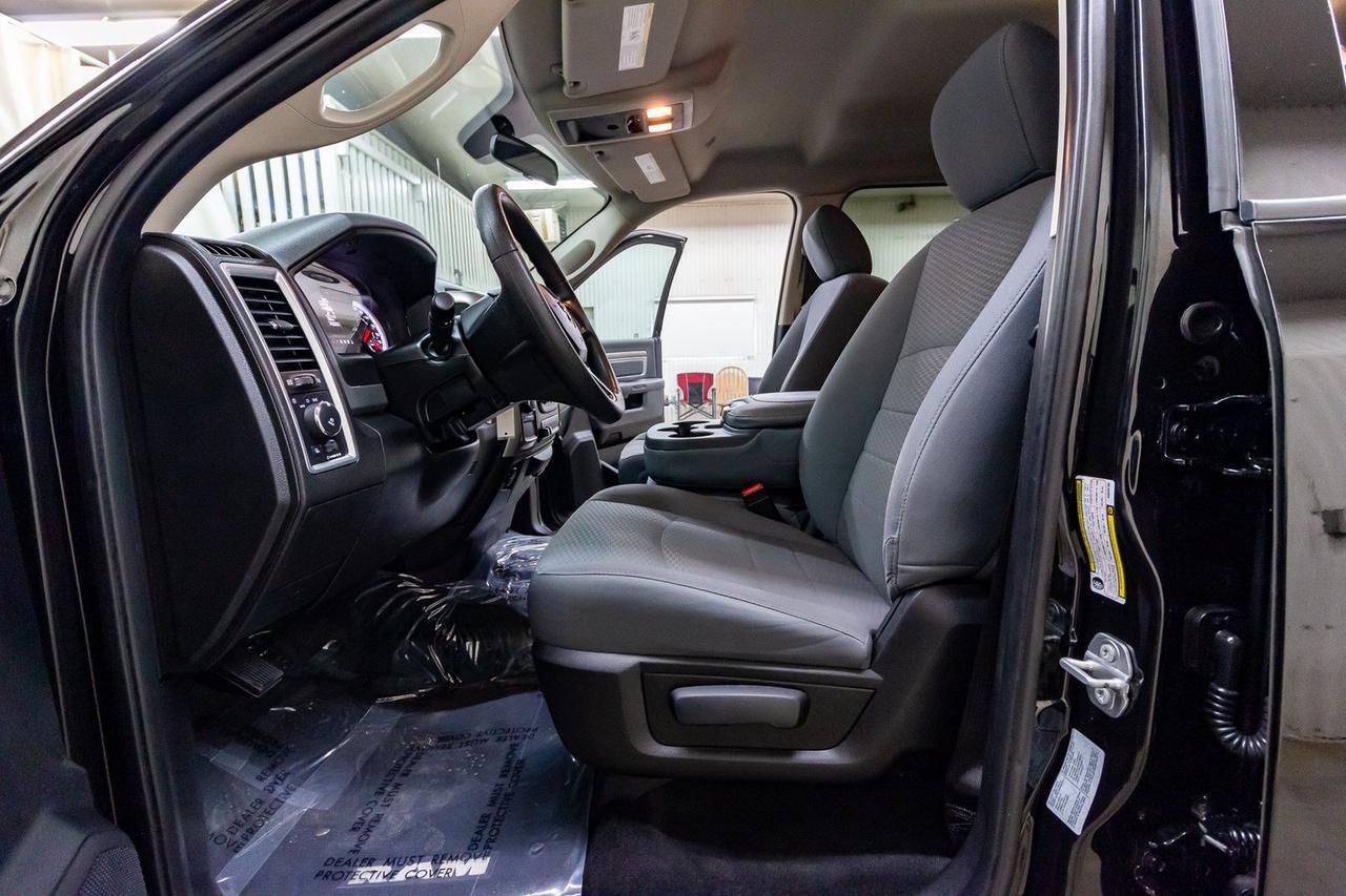 2017 Ram 3500 4x4 Crew Cab SLT Dually Diesel Red Deer AB