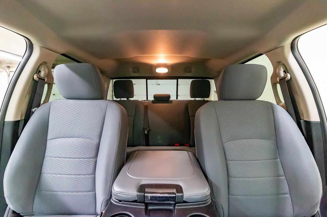 2017 Ram 3500 4x4 Crew Cab SLT Dually Diesel Red Deer AB