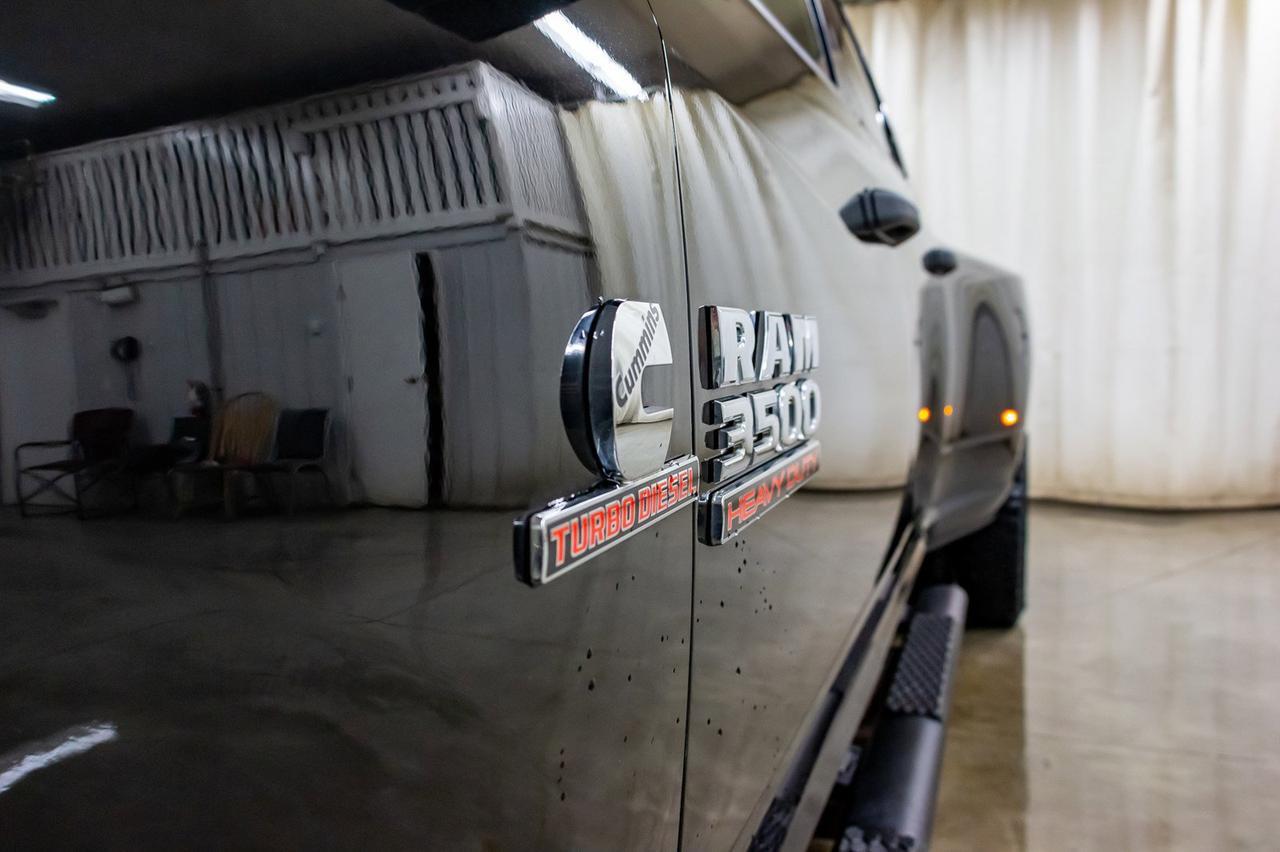 2017 Ram 3500 4x4 Crew Cab SLT Dually Diesel Red Deer AB