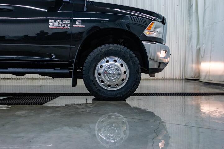 2017 Ram 3500 4x4 Crew Cab SLT Dually Diesel Red Deer AB 2017 Ram 3500 4x4 Crew Cab SLT Dually Diesel Red Deer AB