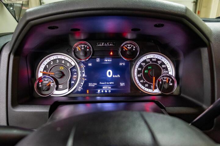 2017 Ram 3500 4x4 Crew Cab SLT Dually Diesel Red Deer AB 2017 Ram 3500 4x4 Crew Cab SLT Dually Diesel Red Deer AB