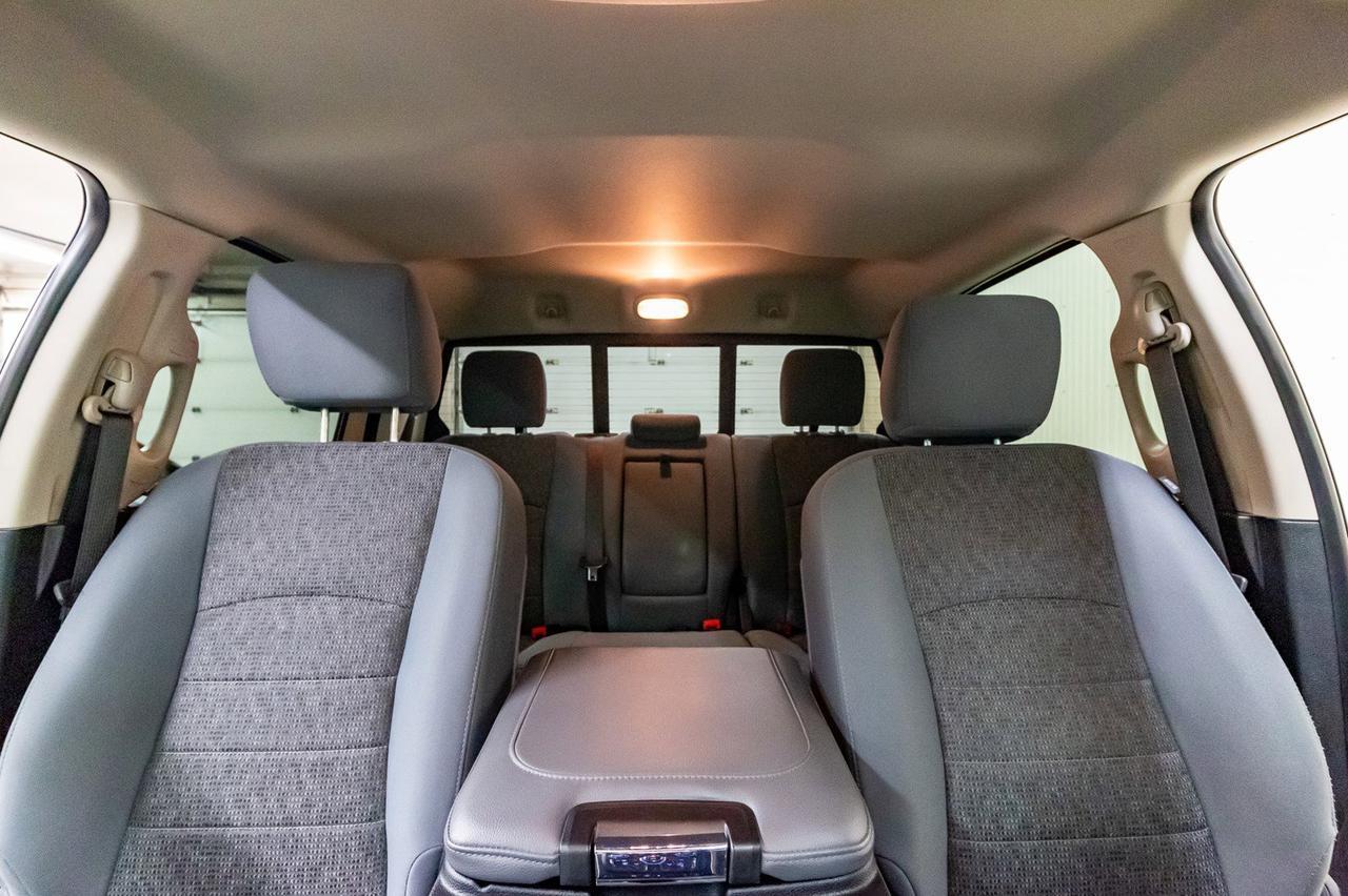 2017 Ram 3500 4x4 Crew Cab SLT Dually Diesel Red Deer AB