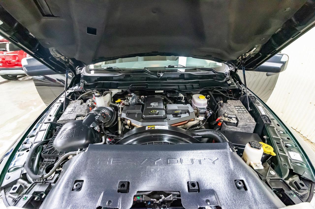 2017 Ram 3500 4x4 Crew Cab SLT Dually Diesel Red Deer AB