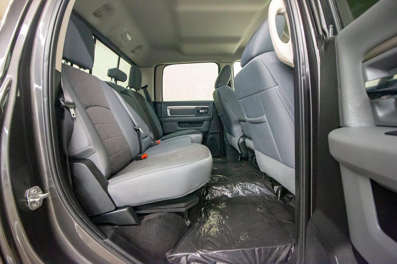 2017 Ram 3500 4x4 Crew Cab SLT Longbox Diesel Red Deer AB