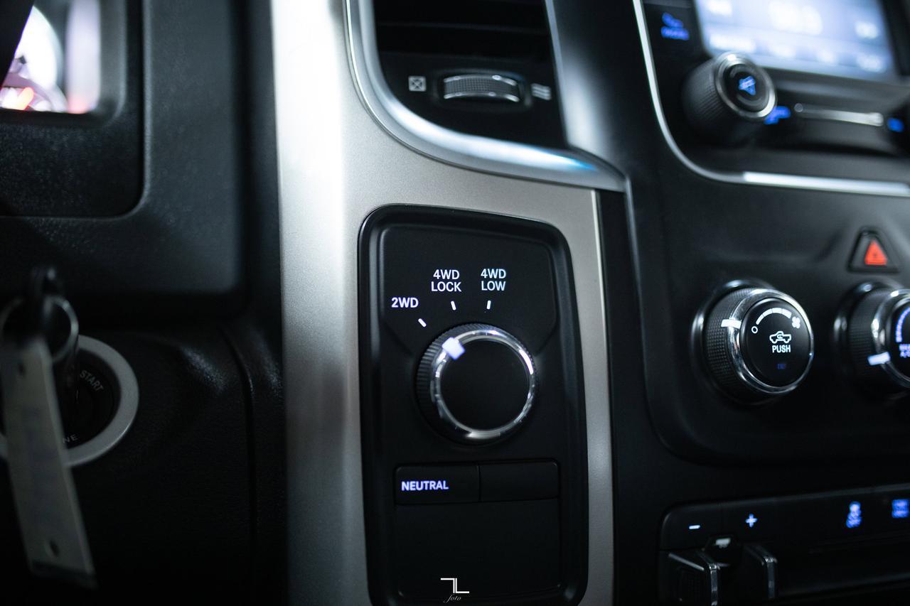 2017 Ram 3500 4x4 Crew Cab SLT Longbox HEMI BCam Red Deer AB