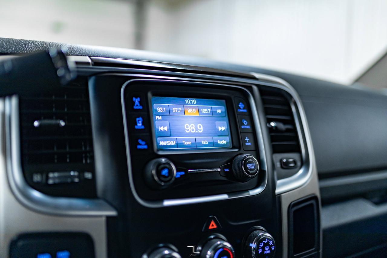 2017 Ram 3500 4x4 Crew Cab SLT Longbox HEMI BCam Red Deer AB