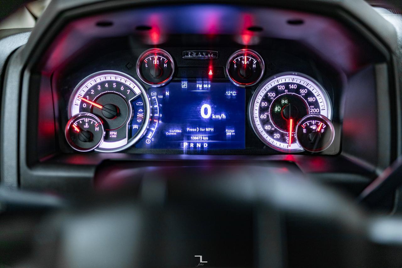 2017 Ram 3500 4x4 Crew Cab SLT Longbox HEMI BCam Red Deer AB