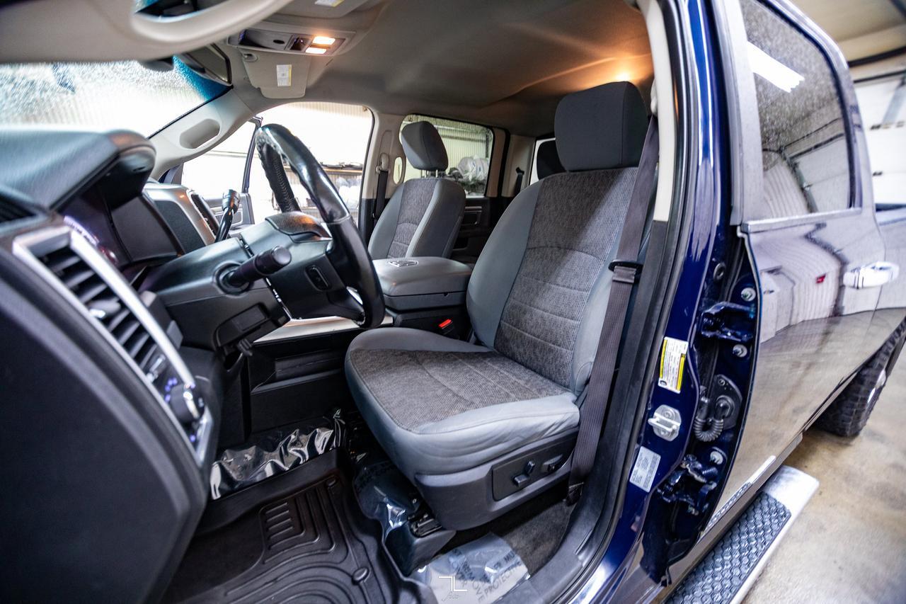 2017 Ram 3500 4x4 Crew Cab SLT Longbox HEMI BCam Red Deer AB