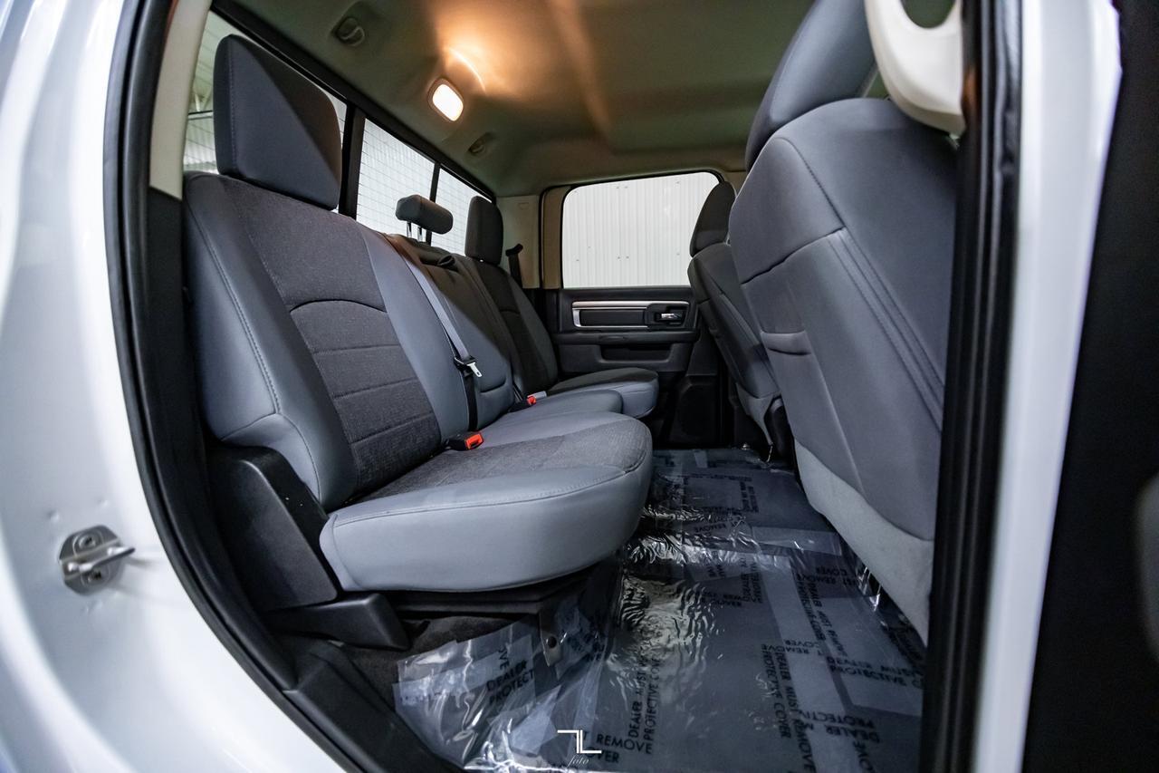 2017 Ram 3500 4x4 Crew Cab SLT Longbox HEMI BCam Red Deer AB